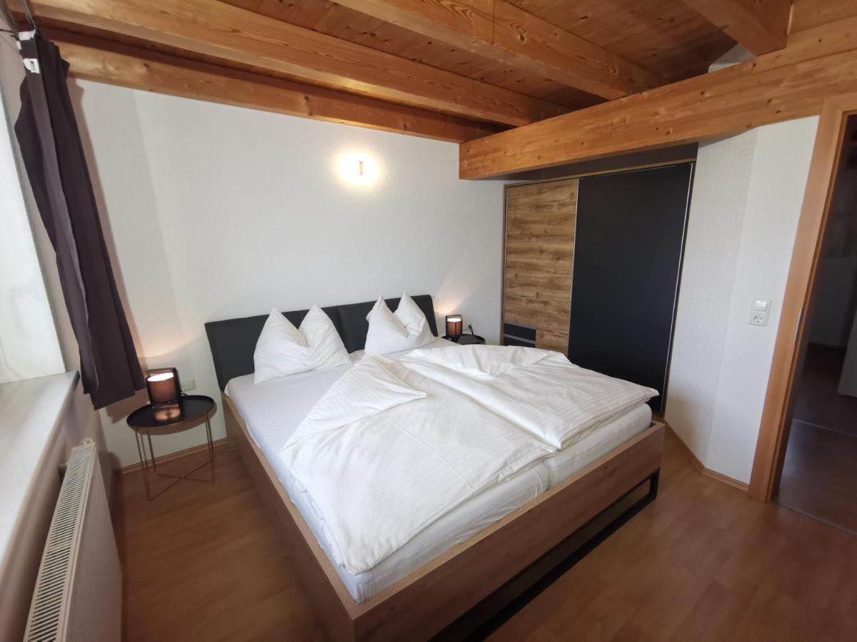 Ferienwohnung Ela Ройте Екстериор снимка